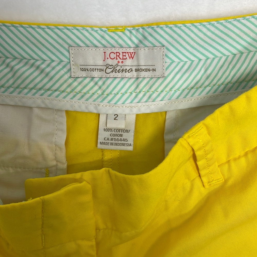 J. Crew Chino Broken-In Shorts Yellow Sz 2 - Picture 2 of 8